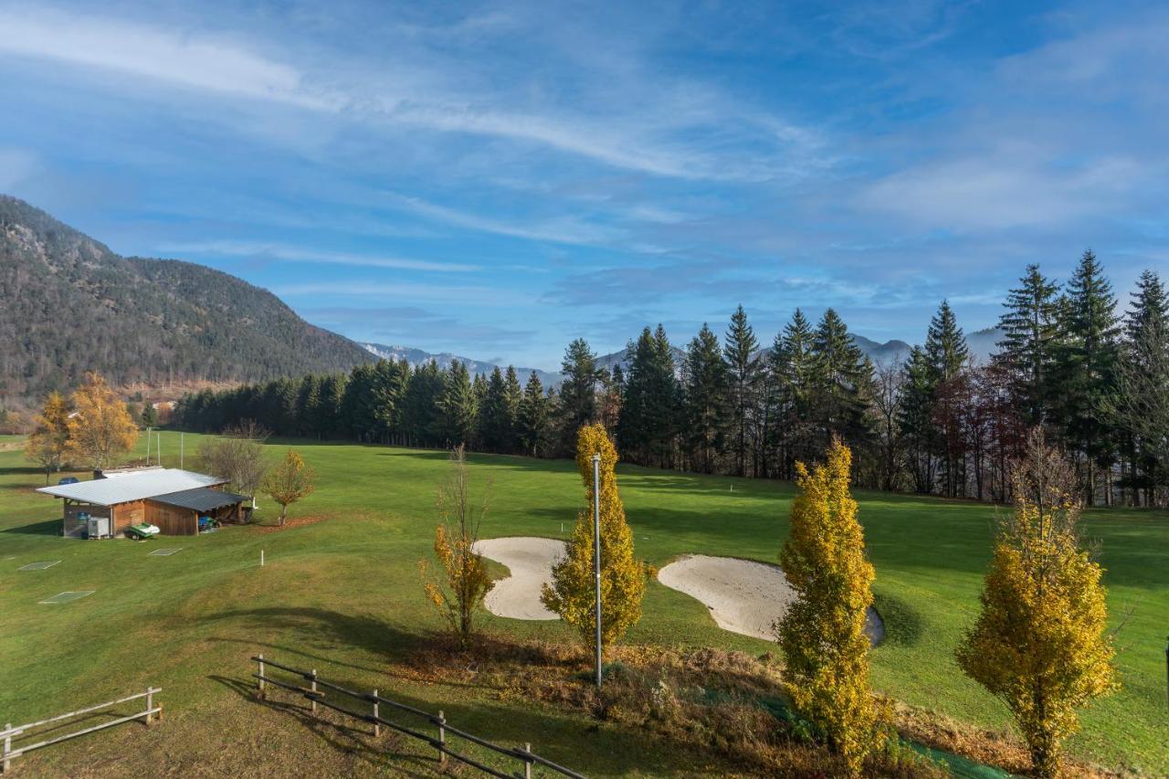 Ferienwohnung Golf View Apt With Parking And Mountain View! Tarvis Exterior foto